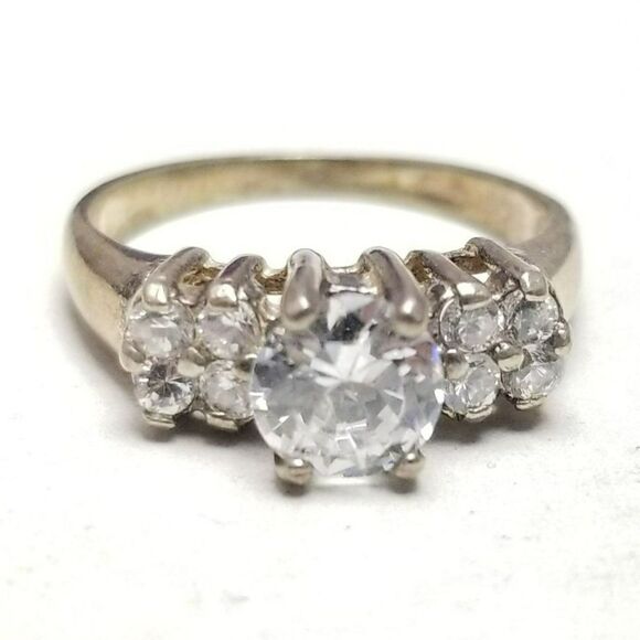 Vintage Sterling Silver Sparkly Rhinestone Cluster Ring, Size 7 1/2 Band, Estate - Picture 1 of 9